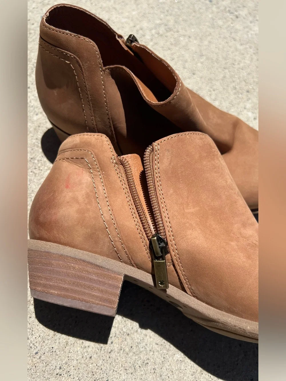 Lucky Brand Tan Brown Leather Low Block Heel Ankle Booties Size 7.5M